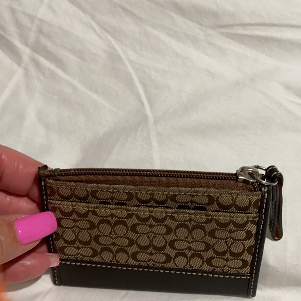 Handbag - Picture 5 of 5